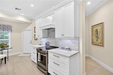 This beautifully updated turnkey end-unit villa in the highly on Wyndemere Country Club in Florida - for sale on GolfHomes.com, golf home, golf lot