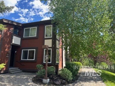 This turnkey condo is adorable. Away from the main road, it on Sun Valley Resort in Idaho - for sale on GolfHomes.com, golf home, golf lot