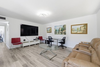 **TRUE CORNER UNIT** Welcome to 193 Burgundy E, a beautifully on Kings Point Golf -Flanders Way in Florida - for sale on GolfHomes.com, golf home, golf lot