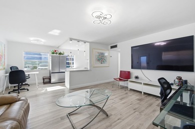 **TRUE CORNER UNIT** Welcome to 193 Burgundy E, a beautifully on Kings Point Golf -Flanders Way in Florida - for sale on GolfHomes.com, golf home, golf lot