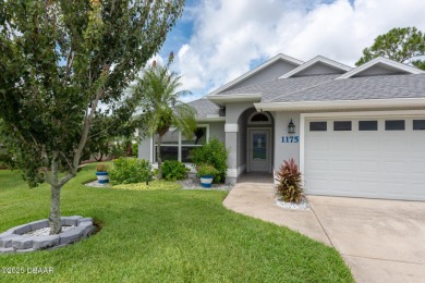 Welcome to this beautifully maintained 3-bedroom, 2-bathroom on The Golf Club At Cypress Head in Florida - for sale on GolfHomes.com, golf home, golf lot