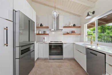 BEAUTIFUL, SOPHISTICATED AND EXTENSIVELY REMODELED!!! Impeccable on Hawaii Kai Golf Course  in Hawaii - for sale on GolfHomes.com, golf home, golf lot