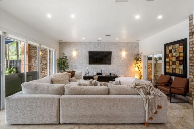 WELCOME TO YOUR DREAM HOME IN THE DESIRABLE DORAL GLEN COMMUNITY on Jim McLean Signature Course in Florida - for sale on GolfHomes.com, golf home, golf lot