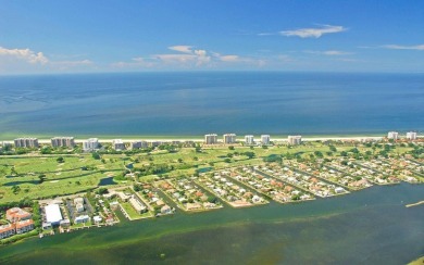 LOCATION LOCATION LOCATION a sought after waterfront residence on Longboat Key Golf Club in Florida - for sale on GolfHomes.com, golf home, golf lot