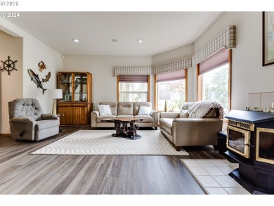 Don't miss your opportunity to own this beautiful home located on  in Oregon - for sale on GolfHomes.com, golf home, golf lot