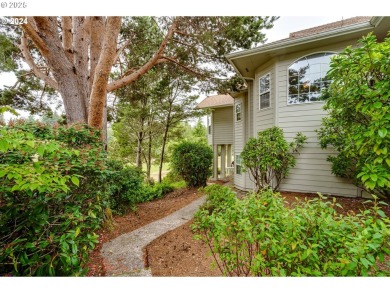 Don't miss your opportunity to own this beautiful home located on  in Oregon - for sale on GolfHomes.com, golf home, golf lot