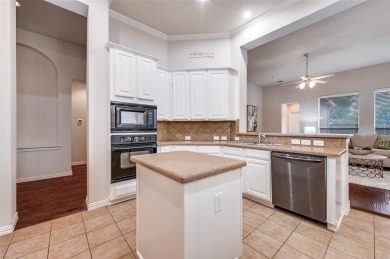 Dont miss this home- Move-in ready.
Exceptional home in the on Heritage Lakes - Par 3 - 9 Hole Course in Texas - for sale on GolfHomes.com, golf home, golf lot