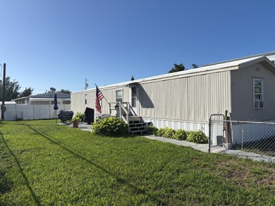 Island Life is calling. CORNER LOT with over 120 ft of street on Key West Golf Club in Florida - for sale on GolfHomes.com, golf home, golf lot