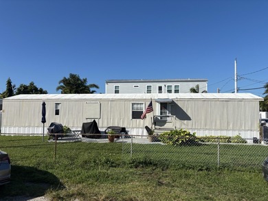 Island Life is calling. CORNER LOT with over 120 ft of street on Key West Golf Club in Florida - for sale on GolfHomes.com, golf home, golf lot