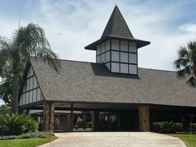 This beautifully updated 2-bedroom, 2-bathroom unfurnished home on Lake Henry Golf Club in Florida - for sale on GolfHomes.com, golf home, golf lot