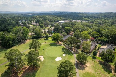 THE BEST OF GOLF COURSE LIVING! Enjoy INCREDIBLE golf course on Hot Springs Golf and Country Club in Arkansas - for sale on GolfHomes.com, golf home, golf lot