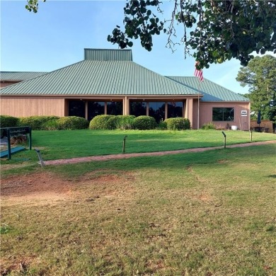 Charming  Move-In Ready in Turtle Cove!

Welcome to 281 on Turtle Cove Golf Course in Georgia - for sale on GolfHomes.com, golf home, golf lot