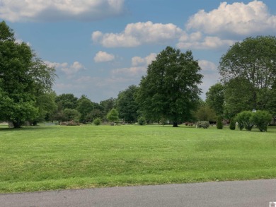 One of the last remaining lots in a beautiful, established on Oaks Country Club in Kentucky - for sale on GolfHomes.com, golf home, golf lot