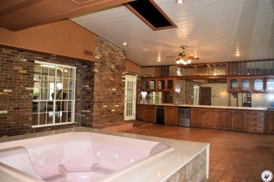 Just a quick 2-minute golf cart ride to Northridge Country Club on Northridge Country Club in Texas - for sale on GolfHomes.com, golf home, golf lot