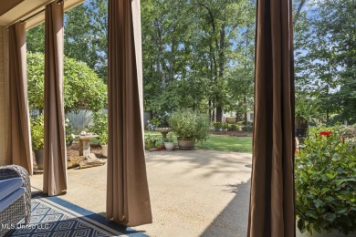 111 Camden Ridge ,Madison, Mississippi--a beautifully maintained on Lake Caroline Golf Club in Mississippi - for sale on GolfHomes.com, golf home, golf lot