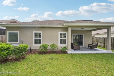 Welcome home to this incredibly well maintained home near the on Julington Creek Golf Club in Florida - for sale on GolfHomes.com, golf home, golf lot
