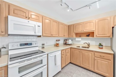 This beautiful 2 Bedroom, 2 Bath condo located in the Glades on The Glades Golf and Country Club in Florida - for sale on GolfHomes.com, golf home, golf lot