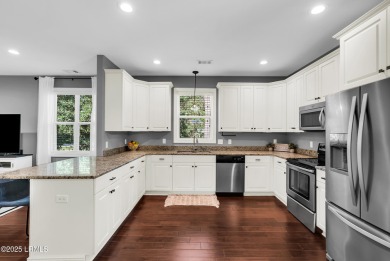 Charming Southern cottage in Pleasant Point with golf course on The Golf Club at Pleasant Point Plantation in South Carolina - for sale on GolfHomes.com, golf home, golf lot