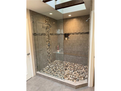 Immaculate turnkey home LOCATED ON THE GOLF COURSE in Palm on Palm Desert Country Club in California - for sale on GolfHomes.com, golf home, golf lot