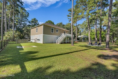 Charming Southern cottage in Pleasant Point with golf course on The Golf Club at Pleasant Point Plantation in South Carolina - for sale on GolfHomes.com, golf home, golf lot