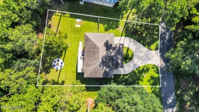 Charming Southern cottage in Pleasant Point with golf course on The Golf Club at Pleasant Point Plantation in South Carolina - for sale on GolfHomes.com, golf home, golf lot