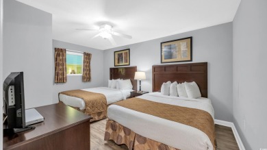 Beautifully updated 3 bedroom, 3 bath condo in highly desirable on  in South Carolina - for sale on GolfHomes.com, golf home, golf lot