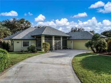 Completely updated from ceiling to floor, this captivating on Country Club of Sebring in Florida - for sale on GolfHomes.com, golf home, golf lot