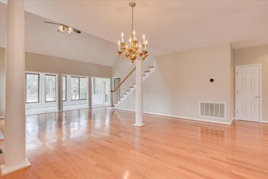 GOLF PROPERTY - GATED COMMUNITY! Comfortable, casual patio home on Woodside Plantation Country Club in South Carolina - for sale on GolfHomes.com, golf home, golf lot