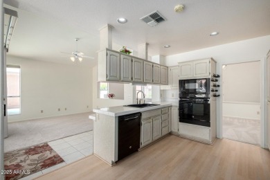 This charming 2 bed, 2 bath Ventana model in Sun Lakes' on Cottonwood Country Club in Arizona - for sale on GolfHomes.com, golf home, golf lot