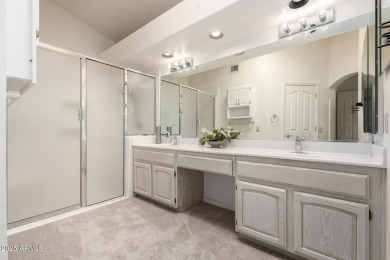 This charming 2 bed, 2 bath Ventana model in Sun Lakes' on Cottonwood Country Club in Arizona - for sale on GolfHomes.com, golf home, golf lot