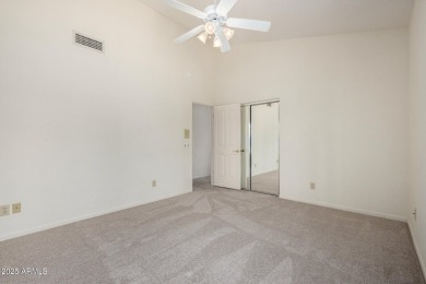 This charming 2 bed, 2 bath Ventana model in Sun Lakes' on Cottonwood Country Club in Arizona - for sale on GolfHomes.com, golf home, golf lot