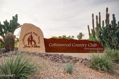 This charming 2 bed, 2 bath Ventana model in Sun Lakes' on Cottonwood Country Club in Arizona - for sale on GolfHomes.com, golf home, golf lot