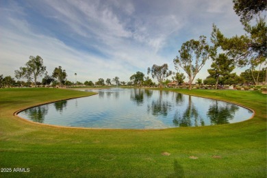 This charming 2 bed, 2 bath Ventana model in Sun Lakes' on Cottonwood Country Club in Arizona - for sale on GolfHomes.com, golf home, golf lot