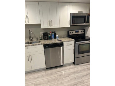Beautiful apt for sale, unfurnished, 1 bedroom & 1/1 bath (no on Palm-Aire Country Club and Resort - The Oaks in Florida - for sale on GolfHomes.com, golf home, golf lot