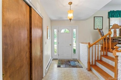 Take a look at this beautiful setting, it's only had one owner on IMA Brookwood Golf Course in Michigan - for sale on GolfHomes.com, golf home, golf lot