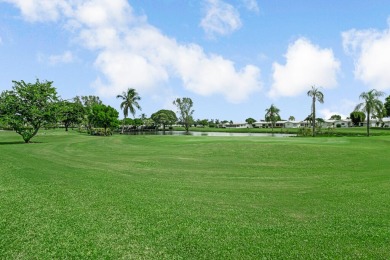 Welcome to this charming condo located in the desirable Palm on Leisureville Community Golf Course in Florida - for sale on GolfHomes.com, golf home, golf lot