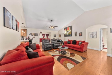 Spacious Ranch home with an open floor plan, split 3 Bedrooms/2 on Druid Hills Golf Club in Tennessee - for sale on GolfHomes.com, golf home, golf lot
