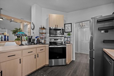 Move-in ready! Beautifully upgraded home with 2 bedrooms, 2 bath on The Golf Club of Jupiter in Florida - for sale on GolfHomes.com, golf home, golf lot