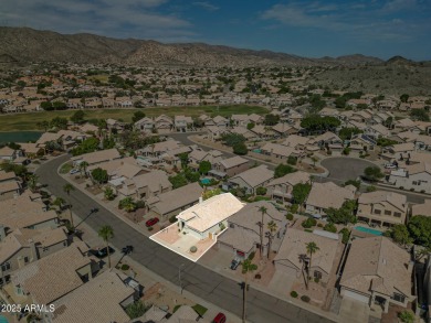 This single-level home in the desirable Ahwatukee Foothills is on The Foothills Golf Club in Arizona - for sale on GolfHomes.com, golf home, golf lot