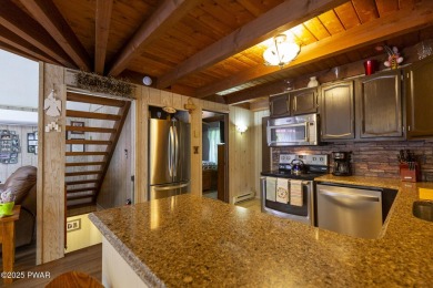 Beautifully Maintained Chalet in The Hideout - 3BR/2BA on Wooded on The Hideout Golf in Pennsylvania - for sale on GolfHomes.com, golf home, golf lot