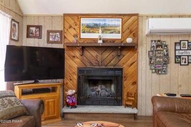 Beautifully Maintained Chalet in The Hideout - 3BR/2BA on Wooded on The Hideout Golf in Pennsylvania - for sale on GolfHomes.com, golf home, golf lot