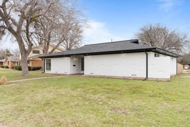 This completely renovated 3-bedroom, 2-bathroom ranch-style home on The Golf Club of Dallas in Texas - for sale on GolfHomes.com, golf home, golf lot