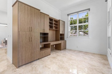 Stunning 3 BD 2 BA situated on the golf course in Cambridge of on Woodfield Country Club in Florida - for sale on GolfHomes.com, golf home, golf lot