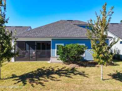 5 bedroom 3 full bath home on a convenient cul de sac location on Golf Club At South Hampton in Florida - for sale on GolfHomes.com, golf home, golf lot