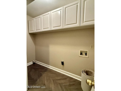 100% USDA financing available to qualified buyers! 3 bedroom, 2 on Castlewoods Golf Club in Mississippi - for sale on GolfHomes.com, golf home, golf lot
