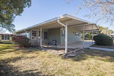 One or more photo(s) has been virtually staged. TIRED OF WINTER? on Zellwood Station Country Club in Florida - for sale on GolfHomes.com, golf home, golf lot