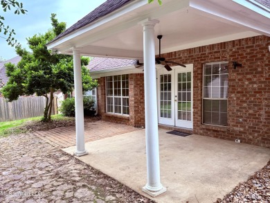100% USDA financing available to qualified buyers! 3 bedroom, 2 on Castlewoods Golf Club in Mississippi - for sale on GolfHomes.com, golf home, golf lot