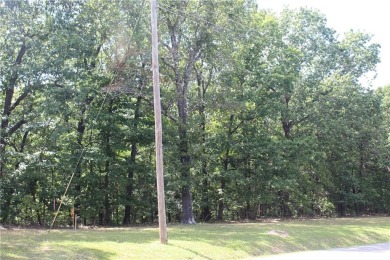 Build your dream home or weekend retreat in the beautiful gated on Deer Valley Golf Course in Oklahoma - for sale on GolfHomes.com, golf home, golf lot