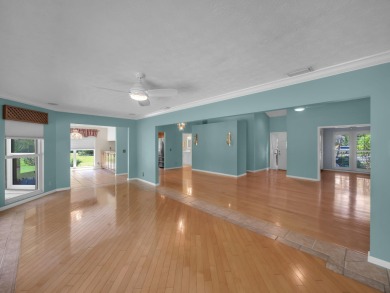 Charming 2-Bedroom Home in Hobe Sound's Premier 55+ on Eagle Wood Golf Course in Florida - for sale on GolfHomes.com, golf home, golf lot