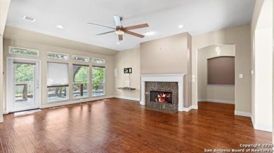 Beautiful One-Story Home with a Pool on the Silverhorn Golf Club on Silverhorn Golf Club in Texas - for sale on GolfHomes.com, golf home, golf lot